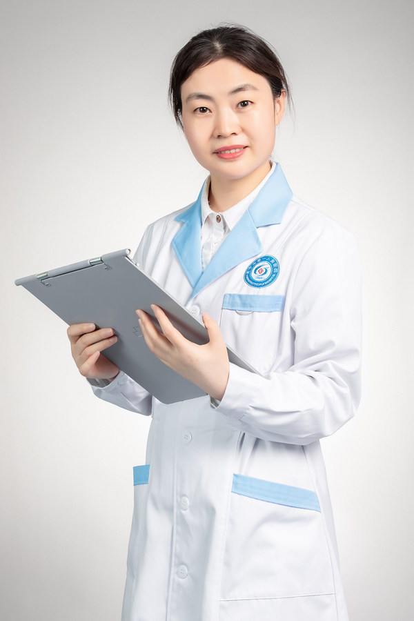 李明秀