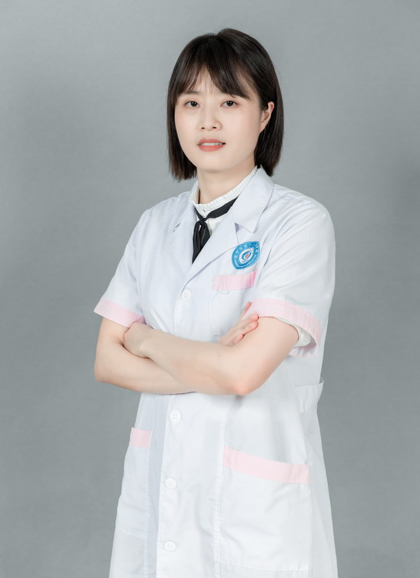 王梅